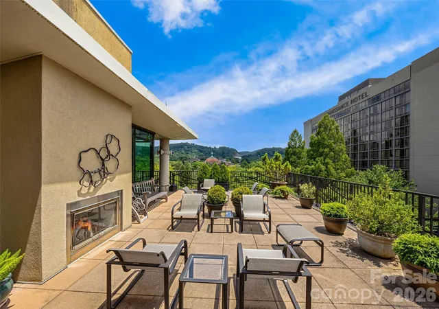 2nd image of 60 N Market St, Asheville, NC 28801