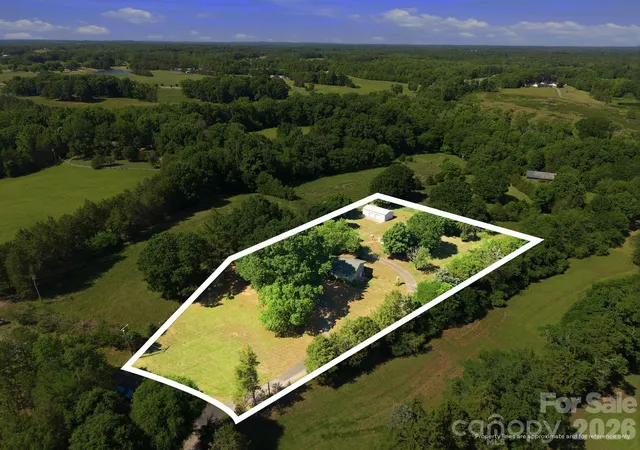 3rd image of 4571 Laurelwood Ct, Concord, NC 28025 | MLS# 4380511