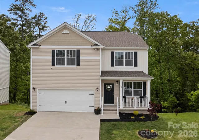 Photo 2 of Single family home for sale at 734 Fountain Park Blvd, Asheville, NC 28806 | MLS# 4380533 | Listing updated on 2026-07-26