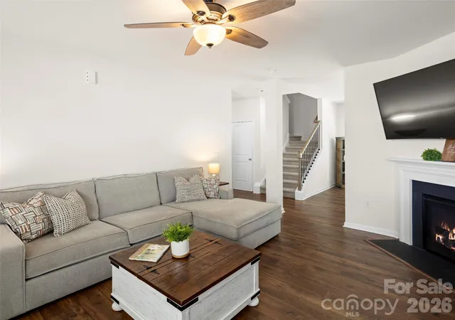 Photo 4 of Single family home for sale at 734 Fountain Park Blvd, Asheville, NC 28806 | MLS# 4380533 | Listing updated on 2026-07-26