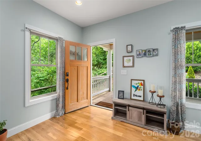 4th image of 221 Courtland Pl, Asheville, NC 28801 | MLS# 4380581
