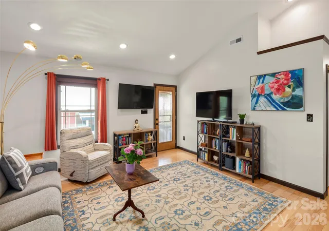 2nd image of 190 Joyner Ave, Asheville, NC 28806 | MLS# 4380603
