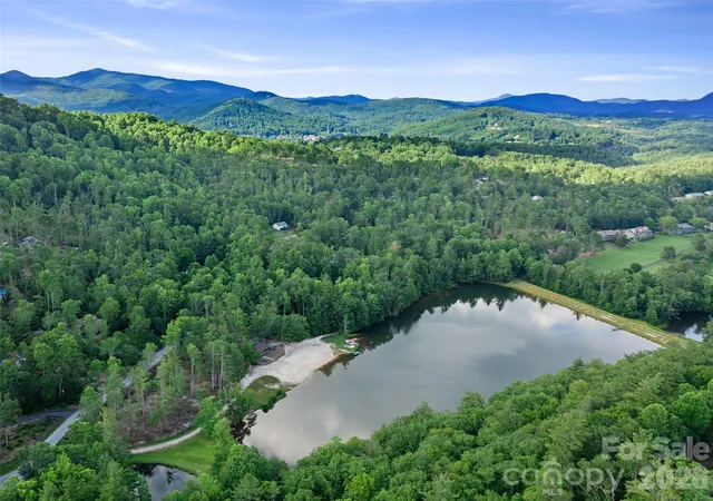 Photo 2 of Single family home for sale at 71 Chestnut Hl Rd, Spruce Pine, NC 28777 | MLS# 4380652 | Listing updated on 2026-09-24
