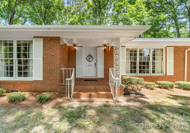 2nd image of 122 Forest Hills Dr #25, Monroe, NC 28112 | MLS# 4380684