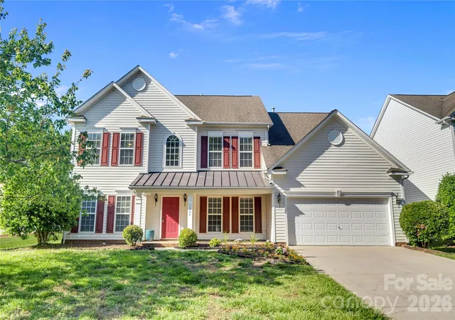 Photo 1 of Single family home for sale at 1007 Butterburr Dr, Matthews, NC 28104 | MLS# 4380724 | Listing updated on 2026-08-24