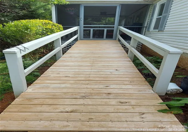 Photo 3 of Single family home for sale at 46 Larkspur Ln, Canton, NC 28716 | MLS# 4380750 | Listing updated on 2026-06-08
