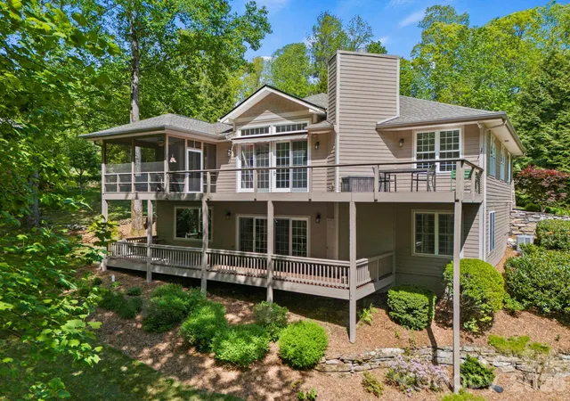 48th image of 547 Pinnacle Peak Ln, Flat Rock, NC 28731 | MLS# 4380759