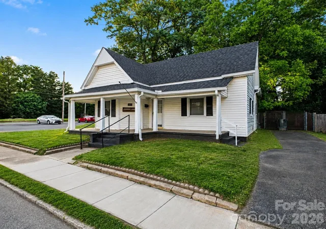 3rd image of 198 Buffalo Ave Nw, Concord, NC 28025 | MLS# 4380775