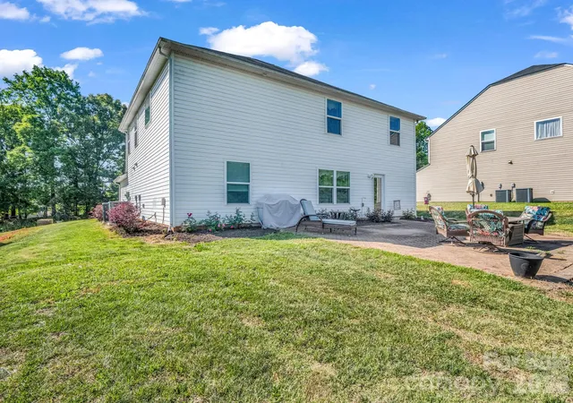Photo 3 of Single family home for sale at 104 Bermuda Run, Shelby, NC 28150 | MLS# 4380786 | Listing updated on 2026-06-03