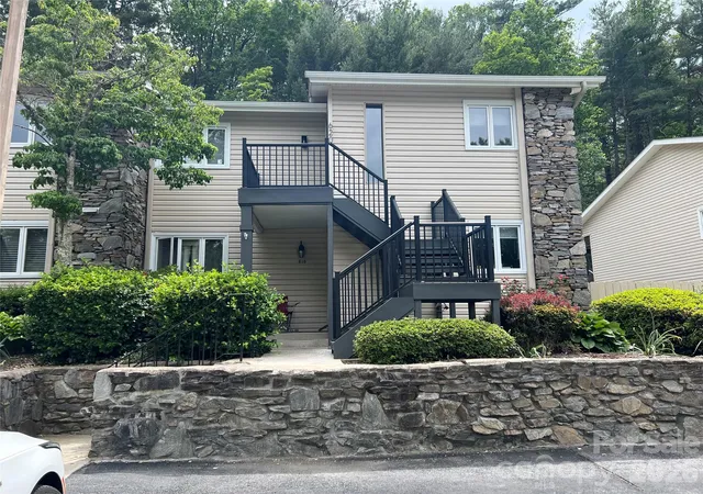 1st image of 610 Britton Creek Dr, Hendersonville, NC 28791 | MLS# 4380789