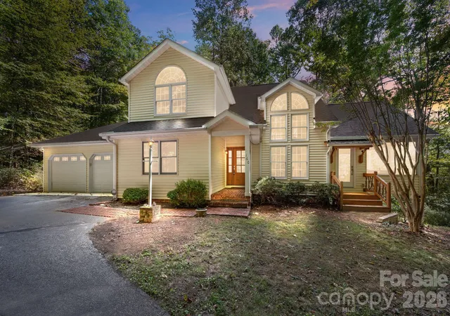 Homes for sale in Saluda, NC | 160 Little Mine Mountain Dr, Saluda, NC 28773 | MLS# 4380801