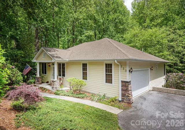 2nd image of 113 Chancery Ct, Flat Rock, NC 28731 | MLS# 4380849