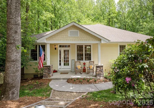 4th image of 113 Chancery Ct, Flat Rock, NC 28731 | MLS# 4380849