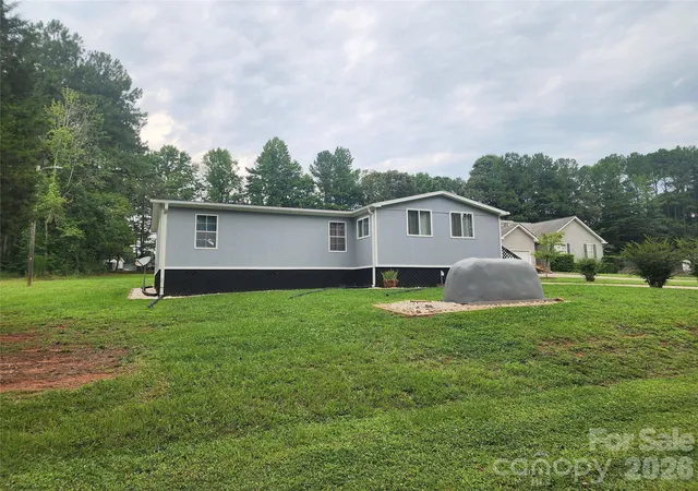 Photo 1 of Single family home for sale at 189 Brook Crk Dr, Troutman, NC 28166 | MLS# 4380851 | Listing updated on 2026-08-19