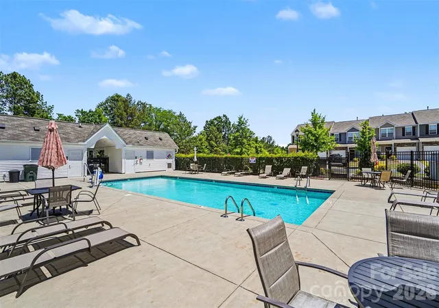 44th image of 13635 Browhill Ln, Charlotte, NC 28278 | MLS# 4380856