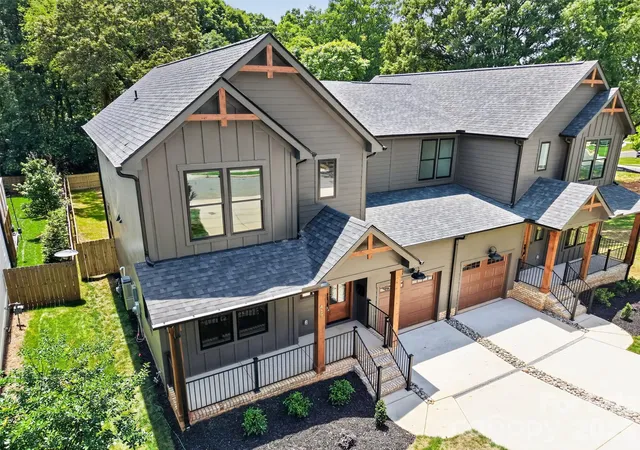 2nd image of 417 W Cama St, Charlotte, NC 28217 | MLS# 4380896