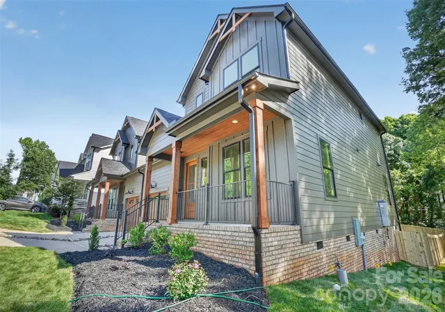 4th image of 421 W Cama St, Charlotte, NC 28217 | MLS# 4380920