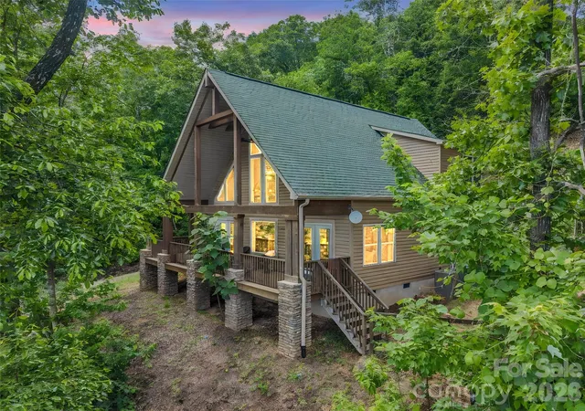 5th image of 227 Snug Harbor Cir, Lake Lure, NC 28746 | MLS# 4380922