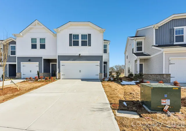 1st image of 9036 Foggy Brook Loop, Charlotte, NC 28269 | MLS# 4380953
