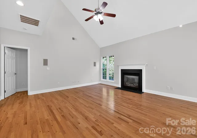 Homes for sale in Fort Mill, SC | 129 Doby Creek Ct, Fort Mill, SC 29715 | MLS# 4380954