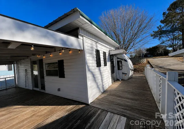 Photo 1 of Single family home for sale at 322 Mount View Ln, New London, NC 28127 | MLS# 4381016 | Listing updated on 2026-09-08