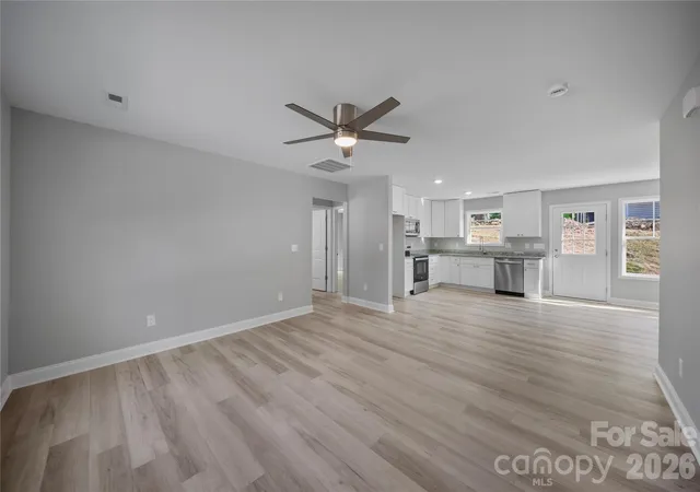 Photo 3 of Single family home for sale at 301 W 9th Street, Kannapolis, NC 28081 | MLS# 4381033 | Listing updated on 2026-08-12