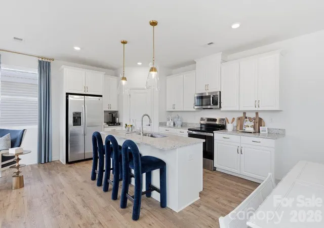 Photo 1 of Single family home for sale at 17114 Walker Wylie Dr, Charlotte, NC 28278 | MLS# 4381046 | Listing updated on 2026-09-27