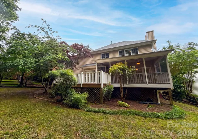Photo 4 of Single family home for sale at 12341 Willingdon Rd, Huntersville, NC 28078 | MLS# 4381053 | Listing updated on 2026-10-10
