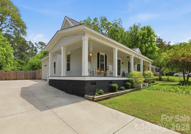 Photo 3 of Sale Pending at 92 Nw Meadow Ave Ne, Concord, NC 28025 | MLS# 4381064 | Listing updated on 2026-10-08