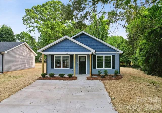 1st image of 209 W 17th St, Kannapolis, NC 28081 | MLS# 4381199