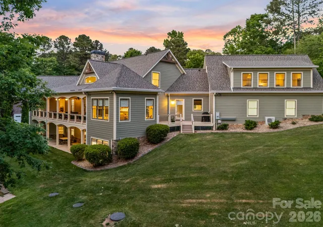 4th image of 2243 Whiterock Ct, Sherrills Ford, NC 28673 | MLS# 4381207
