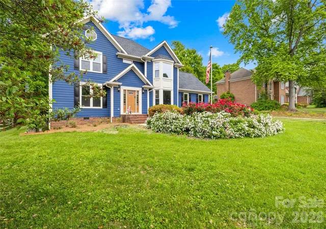 Photo 1 of Single family home for sale at 1066 Briarcliff Rd, Mooresville, NC 28115 | MLS# 4381253 | Listing updated on 2026-09-24