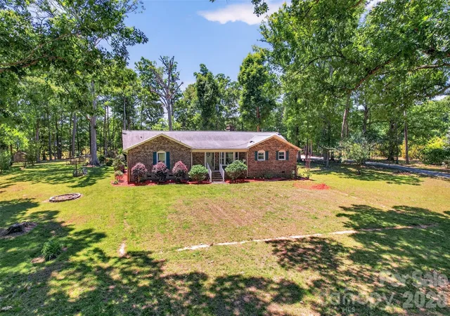 Homes for sale in Midland, NC | 9807 Black Rd, Midland, NC 28107 | MLS# 4381304