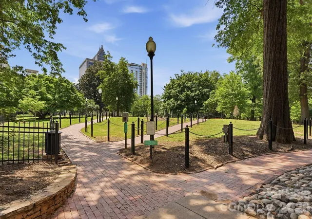 2nd image of 229 N Church St, Charlotte, NC 28202