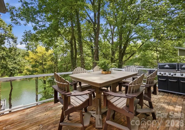 Photo 3 of Single family home for sale at 16121 Tana Tea Cir, Fort Mill, SC 29708 | MLS# 4381341 | Listing updated on 2026-08-15