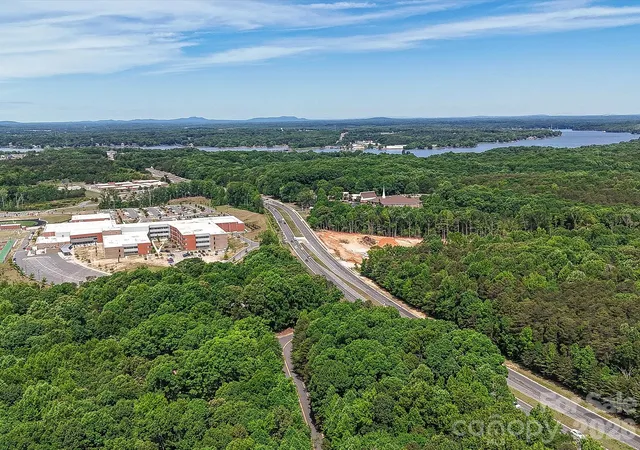 45th image of 15001 Majestic Oak Dr, Charlotte, NC 28278 | MLS# 4381358