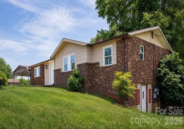 Homes for sale in Shelby, NC | 607 Carlos St, Shelby, NC 28152 | MLS# 4381384