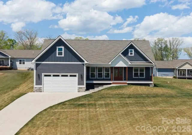 Photo 1 of Single family home for sale at 111 Pisgah Gap Dr, Candler, NC 28715 | MLS# 4381392 | Listing updated on 2026-10-05
