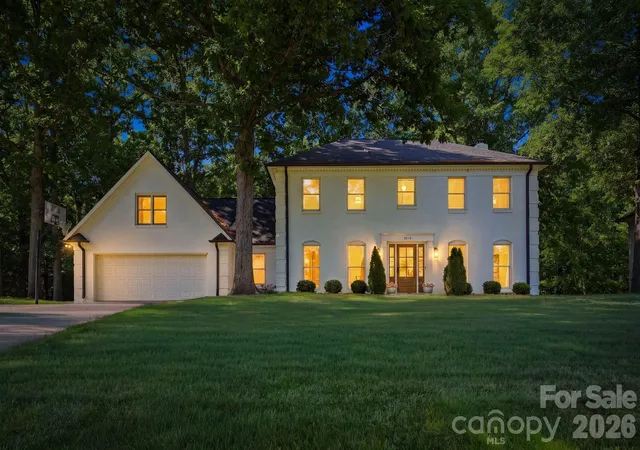 1st image of 1015 Thistle Ct, Charlotte, NC 28211 | MLS# 4381396
