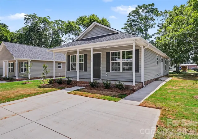 Homes for sale in Rock Hill, SC | 531 Crosby St, Rock Hill, SC 29732 | MLS# 4381399