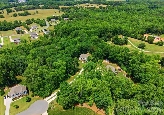 Photo 3 of Single family home for sale at 125 Sweet Grass Ln, Mooresville, NC 28115 | MLS# 4381400 | Listing updated on 2026-10-07