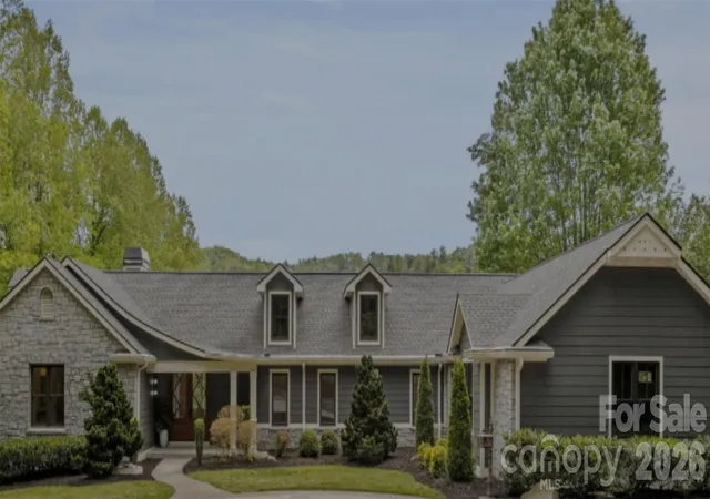 3rd image of 301 Winding Meadows Dr, Flat Rock, NC 28731 | MLS# 4381410