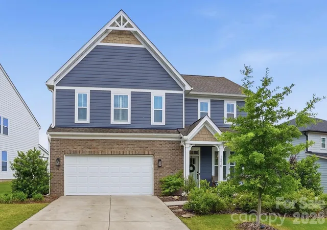 Photo 1 of Single family home for sale at 1210 Therns Fry Dr, Fort Mill, SC 29708 | MLS# 4381419 | Listing updated on 2026-09-20