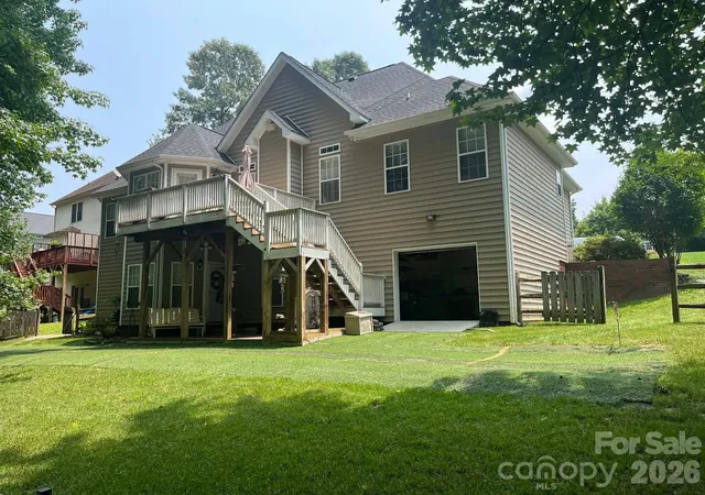 Homes for sale in Fort Mill, SC | 829 Savannah Pl Dr, Fort Mill, SC 29715 | MLS# 4381436