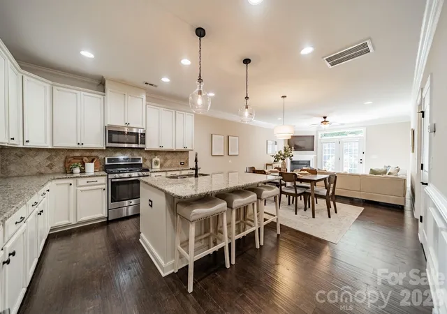 Homes for sale in Fort Mill, SC | 205 Pine Needles Ln, Fort Mill, SC 29708 | MLS# 4381450
