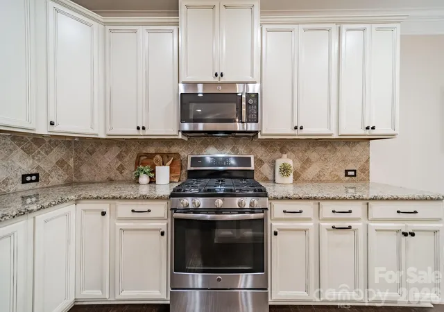 Homes for sale in Fort Mill, SC | 205 Pine Needles Ln, Fort Mill, SC 29708 | MLS# 4381450