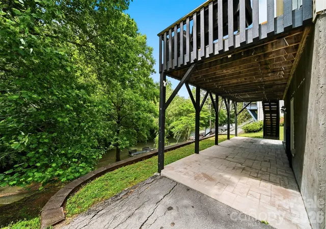 47th image of 909 36th Ave Nw, Hickory, NC 28601 | MLS# 4381467