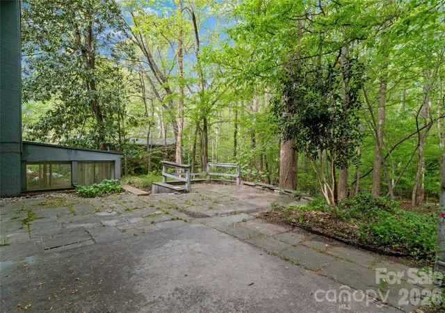 40th image of 2051 Royall Dr, Winston Salem, NC 27106 | MLS# 4381495