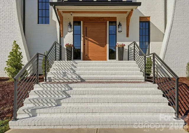 Photo 4 of Single family home for sale at 12851 Westmoreland Farm Rd, Davidson, NC 28036 | MLS# 4381499 | Listing updated on 2026-08-06