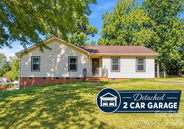 Single family home for sale at 6301 Dwightware Blvd, Charlotte, NC 28227 | MLS# 4381527